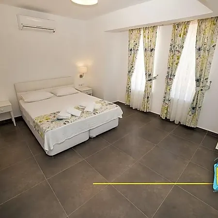 بيت للعطل Nilia Butik