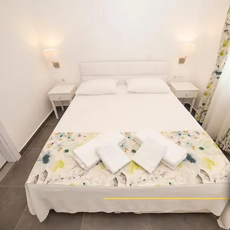 Bed & Breakfast Nilia Butik